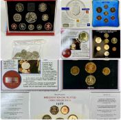 UNITED KINGDOM COLLECTABLE COIN SETS, 1998 Deluxe Proof set, and four uncirculated coin collection