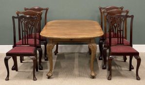 EXCELLENT ANTIQUE MAHOGANY WIND-OUT DINING TABLE on carved cabriole supports, 73 (h) x 180 (w) x