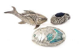 THE FISHING CLUB HOUSE: THREE NOVELTY WHITE METAL COLLECTABLES comprising enamelled vesta case,