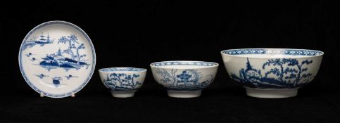 ASSORTED DR. WALL PERIOD WORCESTER PORCELAIN, including 'Cannonball' pattern slops bowl