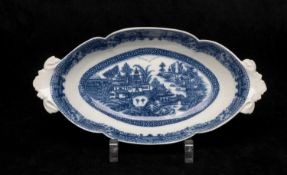 CAUGHLEY ‘NANKIN’ OVAL DESSERT DISH with shaped handles, Salopian mark, 29cms (w)