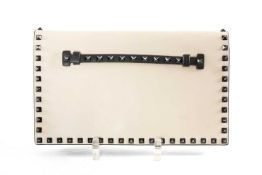 VALENTINO GARAVANI ROCKSTUD SPIKE CLUTCH BAG, 28cms (w)