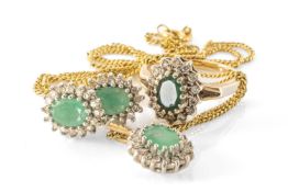 SUITE OF 9CT GOLD EMERALD & DIAMOND CHIP JEWELLERY comprising ring, pair of earrings and pendant