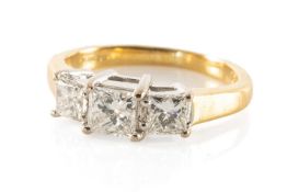 18CT THREE-STONE PRINCESS CUT DIAMOND RING