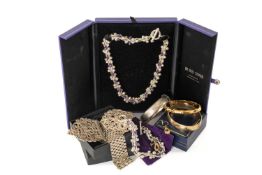 GROUP OF ASSORTED JEWELLERY comprising contemporary silver necklace and matching bracelet