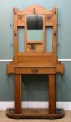 ARTS & CRAFTS STYLE OAK HALL STAND, 194 (h) x 107 (w) x 40cms (d)