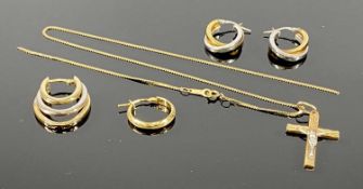 ASSORTED 9CT GOLD JEWELLERY, comprising pair of yellow and white gold double-hoop earrings, single