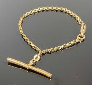 9CT GOLD CURB LINK BRACELET with spring clip and T-bar, 19cms (l), 3.6gms Provenance: private