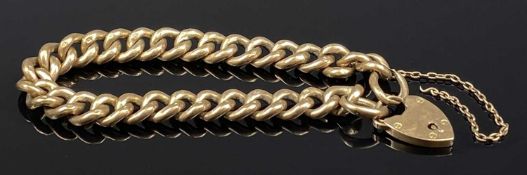 9CT GOLD CURB LINK BRACELET with heart shaped padlock, each link stamped, 20cms (l), 14gms