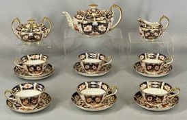 ROYAL CROWN DERBY IMARI 2451 PATTERN TEAWARE, teapot, sugar basin, and milk jug, six cups
