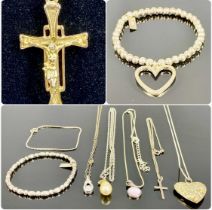 ASSORTED SILVER / WHITE METAL JEWELLERY, including bracelets, necklaces, and chains