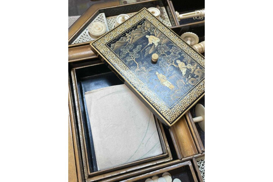 FINE CHINESE BLACK & GOLD LACQUER WORK BOX, 19th C., canted rectangular cushion form, fitted - Image 30 of 42