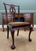 EARLY GEORGIAN STYLE MAHOGANY DESK, green tooled leather inset top, with associated chair, 78 (h)
