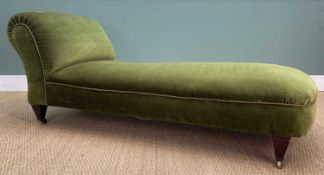 19TH C. HOWARD-STYLE CHAISE LONGUE, green velour upholstery, tapered legs on brass castors, 76 (h) x