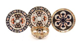 GROUP ROYAL CROWN DERBY IMARI CHINA including 1128 octagonal bowl, 16cms (diam.), later 1128 coupe