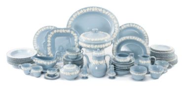 WEDGWOOD QUEEN'S WARE DINNER SERVICE comprising, eight 10