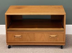 MID-CENTURY G PLAN TEAK TV / ENTERTAINMENT UNIT, with sliding shelf over base drawer, on castors, 53