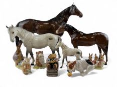BESWICK / ROYAL DOULTON ANIMAL FIGURES, Bay racehorse, large gloss, Dapple grey mare and foal,