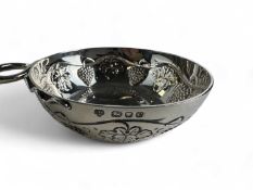 MODERN SILVER TASTEVIN, J. Vander Ltd., London 1978, 9cms (diam.), 131g Provenance: private