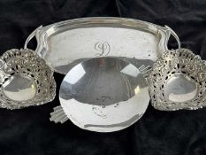 GROUP OF SILVER COLLECTABLES, Art Nouveau design two-handled oval tray, hallmark rubbed, 20 x 10.