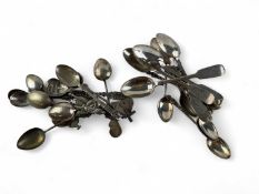 ASSORTMENT OF SILVER HALLMARKED TEASPOONS including six apostle spoons, 1916, 203g, also an