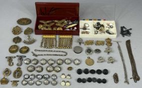 COLLECTION OF MILITARY BUTTONS, BADGES & OTHER COLLECTABLES Provenance: private collection Conwy