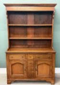 SMALL OAK WELSH DRESSER, boarded plate rack back with two shelves, base with four centre drawers,