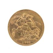 GEORGE V GOLD SOVEREIGN, 1911, 7.9g Provenance: private collection Swansea. Comments: VF