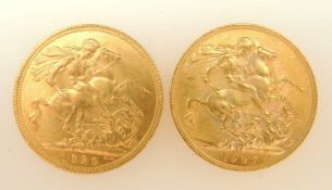 GEORGE V, TWO SOVEREIGNS, 1920, Perth Mint (EF), 7.98g; and 1927, Pretoria Mint (EF), 7.98g (2)