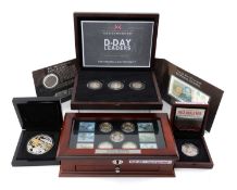 GROUP OF MILITARY INTEREST COLLECTABLE COMMEMORATIVE COINS to include boxed The RAF Centenary £2