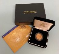 ELIZABETH II GOLD PROOF SOVEREIGN, 2002, encapsulated, with Royal Mint booklet/COA No. 629/12500,