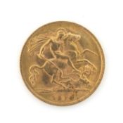 GEORGE V GOLD HALF SOVEREIGN, 1914, 4.0g Provenance: private collection Swansea. Comments: VF