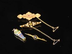 EDWARDIAN 15CT GOLD BAR BROOCH, centred with a blue topaz, 42mms (w), 2g; also late Victorian 9ct