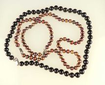 'BLACK' NATURAL FRESHWATER PEARL CHOKER NECKLACE with silver clasp, 43cms (l); also matching