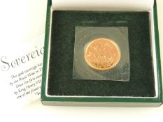 ELIZABETH II, UK SOVEREIGN, 2000 (UNC), 7.98g, boxed Provenance: private collection Gwynedd