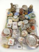 QUANTITY OF DECORATIVE PORCELAIN, boxes, and other ornamental items, including French blue glass