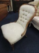 VICTORIAN WALNUT & UPHOLSTERED SPOON-BACK LADY'S CHAIR