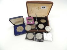 GEORGE V JUBILEE 1935 CROWN, a 1937 crown, later cupronickel crowns, and ladies' vintage chrome