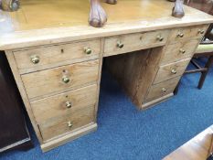 VICTORIAN PINE KNEEHOLE DESK, 122 (w) x 69cms (d)