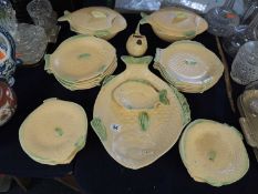 SET OF SHORTER & SON POTTERY NOVELTY FISH TABLEWARE