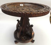 WELL CARVED OAK PEDESTAL TABLE-DISH Provenance: private collection Cheshire