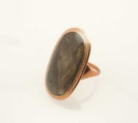 LATE GEORGE III IN MEMORIAM RING, with a locket of woven hair, mounted in unmarked yellow metal,