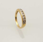 18CT GOLD DIAMOND SEVEN-STONE HALF ETERNITY RING, brilliant cut diamonds totalling approx. 0.5cts,
