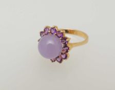 14CT GOLD PURPLE JADEITE & AMETHYST DRESS RING, size M, 5.6g Provenance: private collection Cheshire