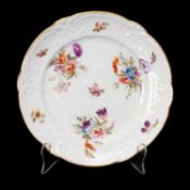NANTGARW PORCELAIN DESSERT PLATE, 1818-20, painted in London, probably in the Bradley workshop
