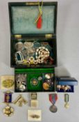 ASSORTMENT OF VINTAGE SILVER JEWELLERY, costume jewellery, coins, and medals, contained in a green