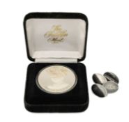PAIR 'LINKS OF LONDON' SILVER CUFFLINKS & SILVER PROOF COMMEMORATIVE MEDALION, oval cufflinks