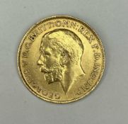 GEORGE V SOVEREIGN 1915 (EF), 7.98gms Provenance: private collection Ynys Mon