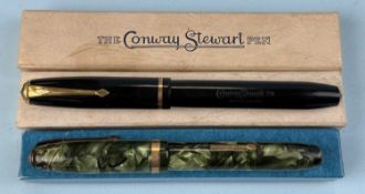 CONWAY STEWART 28 FOUNTAIN PEN with 14ct gold nib, boxed; and a Conway Stewart 84 fountain pen