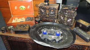 VARIOUS INLAID LACQUERWARE, including two trinket boxes with fitted interiors; three rectangular